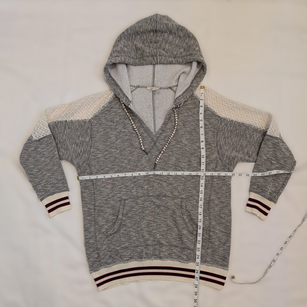 Mystree Lace Shoulder Distressed Hem Hoodie - Picture 5 of 7